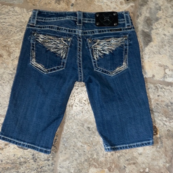 Miss Me Bermuda Shorts - Picture 2 of 3